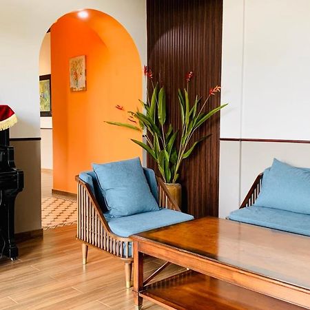 Megarden Daknong Villa Gia Nghia Exteriör bild