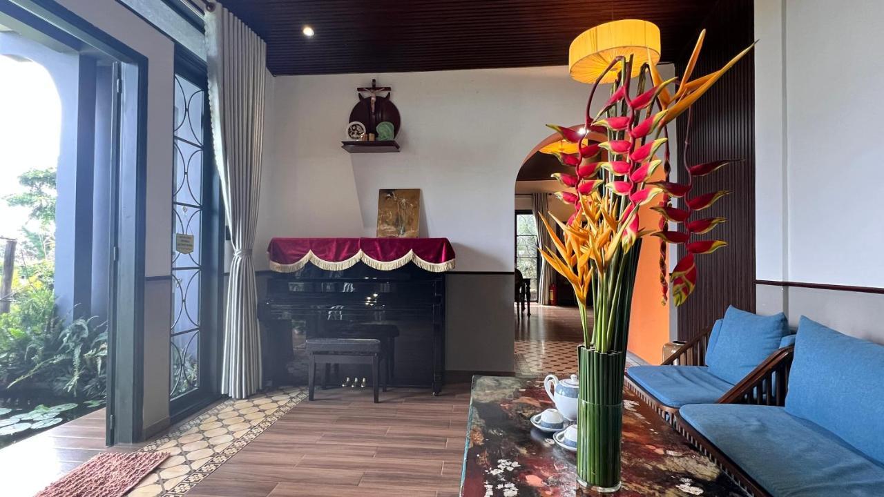 Megarden Daknong Villa Gia Nghia Exteriör bild