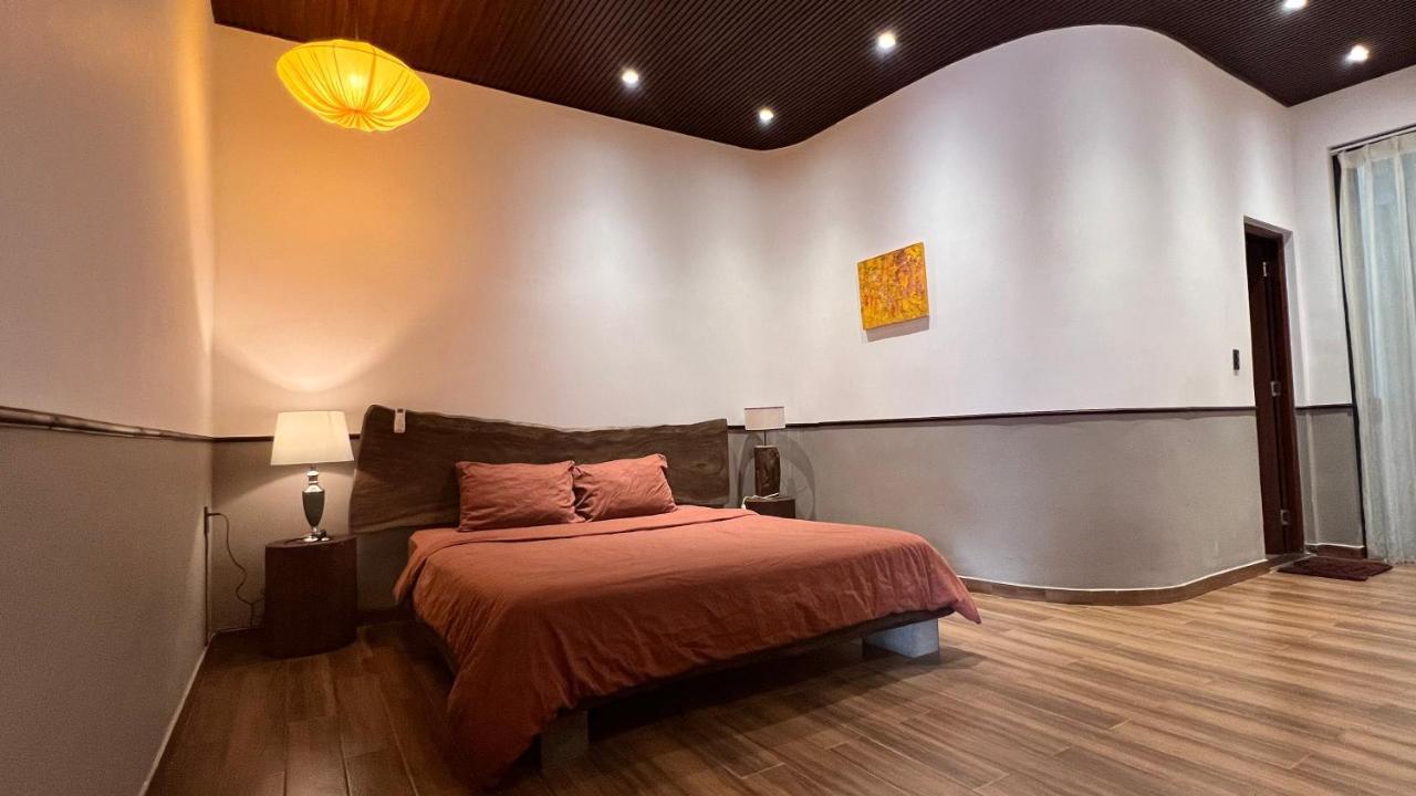 Megarden Daknong Villa Gia Nghia Exteriör bild