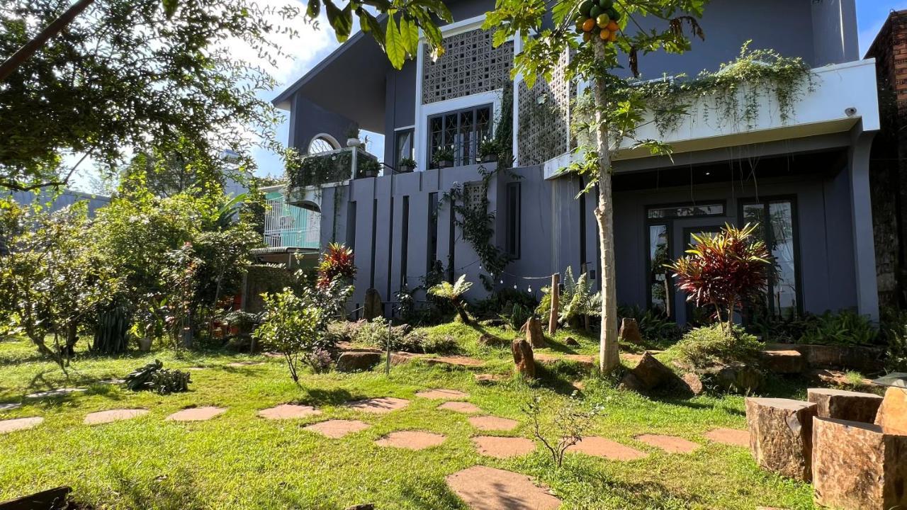 Megarden Daknong Villa Gia Nghia Exteriör bild