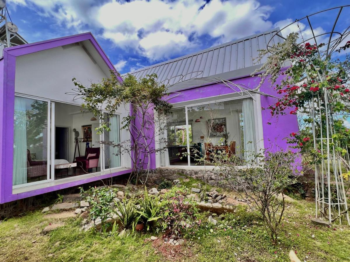 Megarden Daknong Villa Gia Nghia Exteriör bild