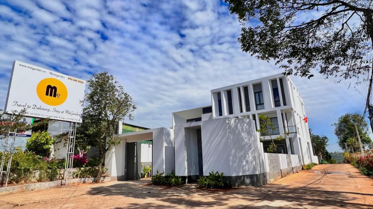 Megarden Daknong Villa Gia Nghia Exteriör bild