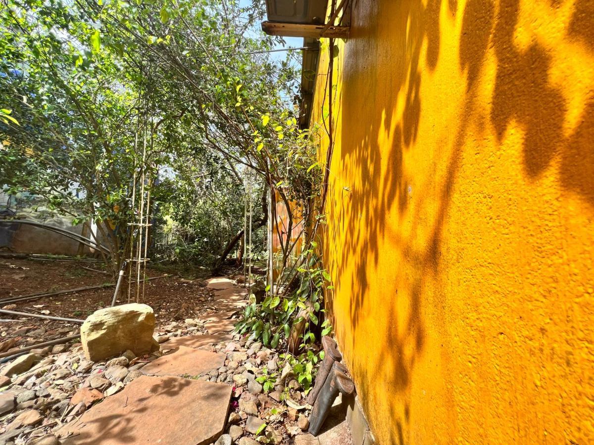 Megarden Daknong Villa Gia Nghia Exteriör bild