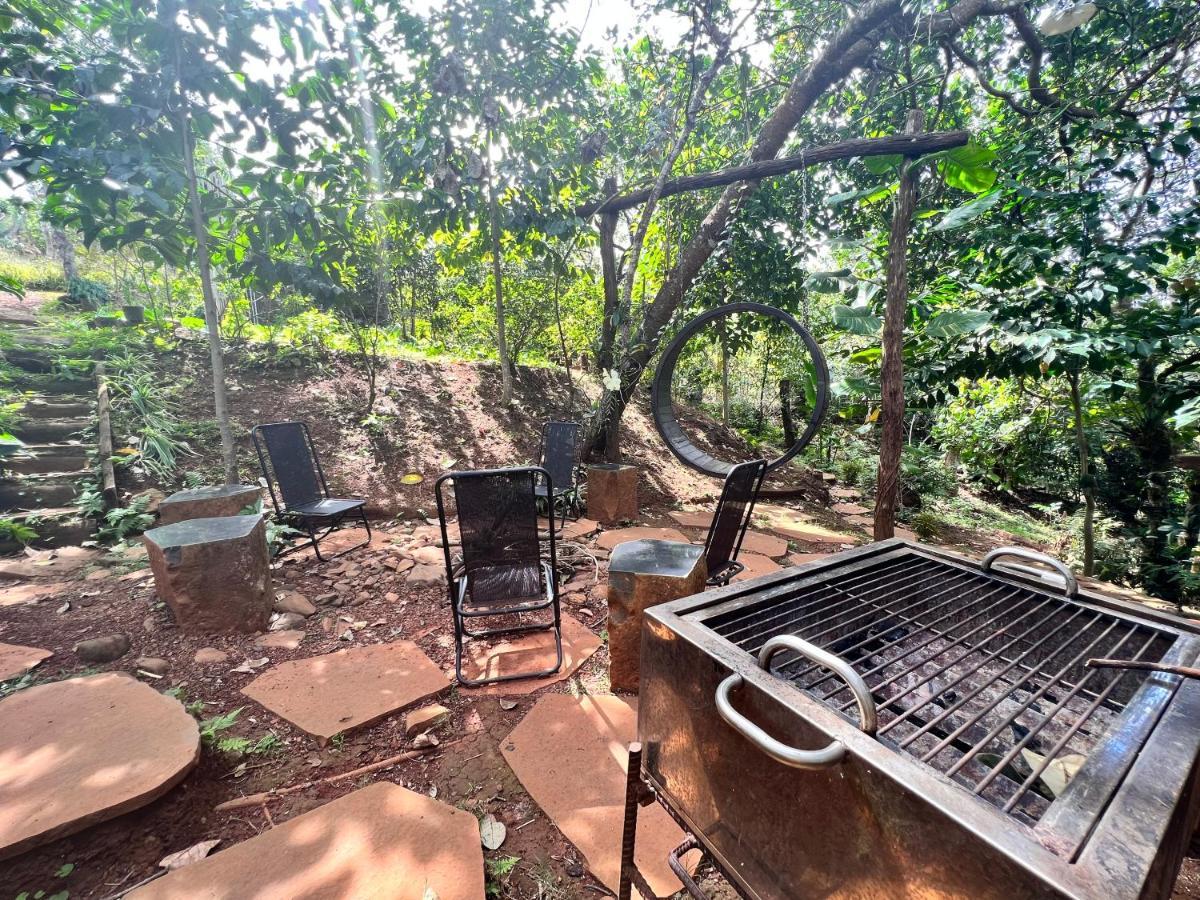 Megarden Daknong Villa Gia Nghia Exteriör bild